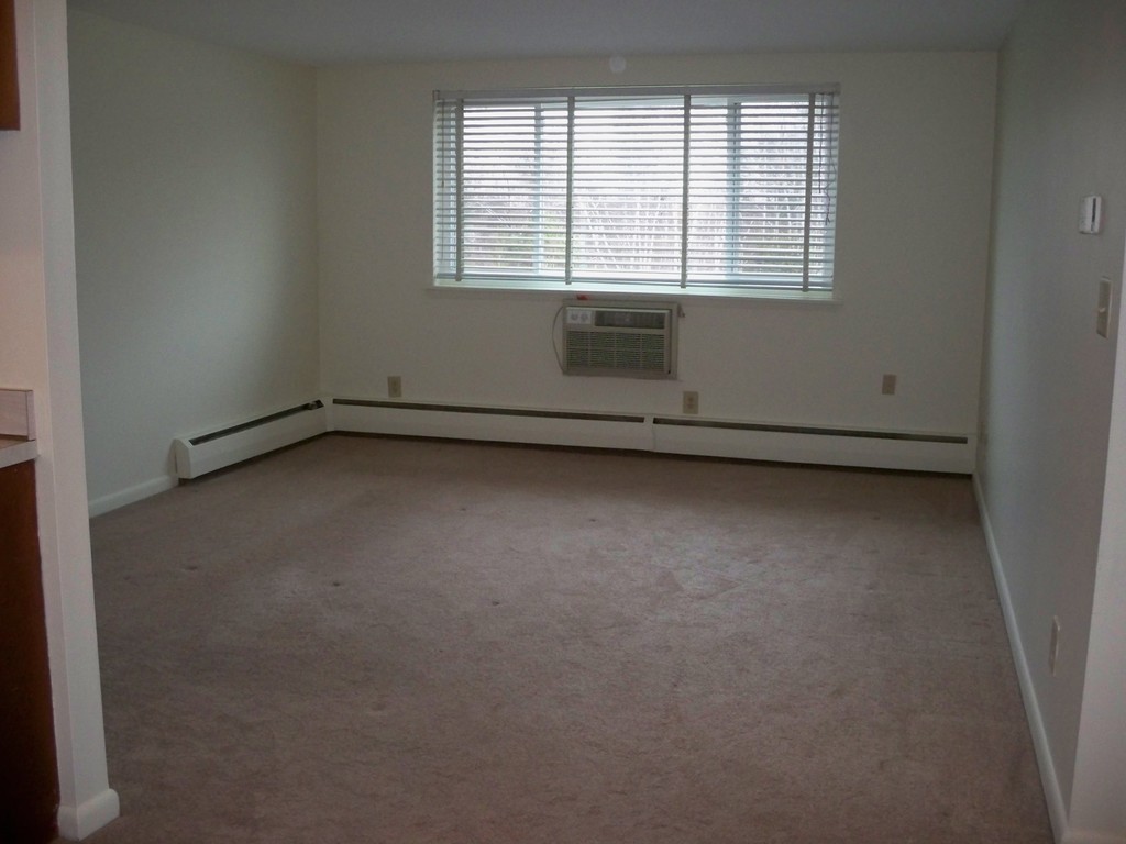 Emmett Street Apartments Bristol, CT Apartments For Rent