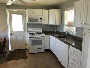 7 Old Orchard Ln in Kingston, MA - Building Photo - Building Photo