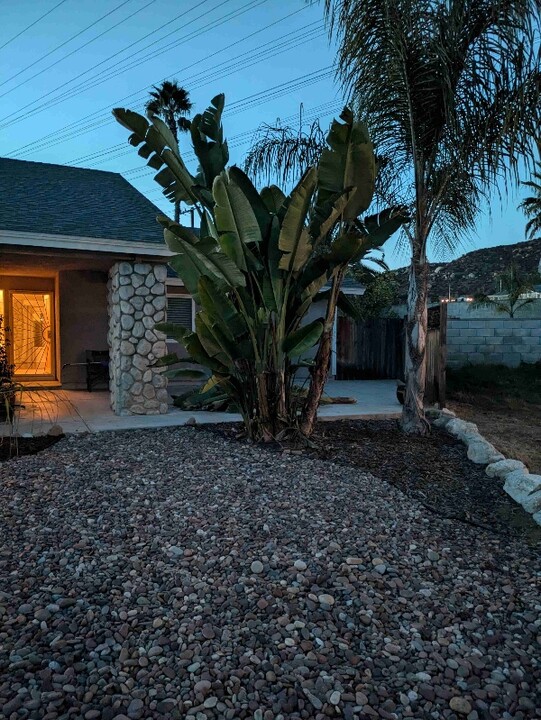 10995 Cabo Ct in Santee, CA - Building Photo