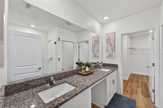 94 Rose Bud Ln in Spring Hill, FL - Foto de edificio - Building Photo