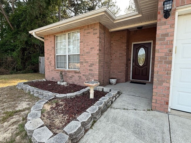 1643 Amarillo Trail in Gulf Breeze, FL - Building Photo - Building Photo