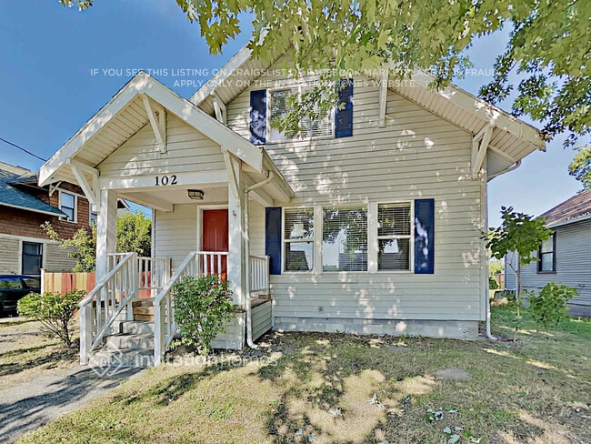 property at 102 N St NE