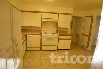 2713 Greenfield Ave in Orlando, FL - Building Photo - Building Photo