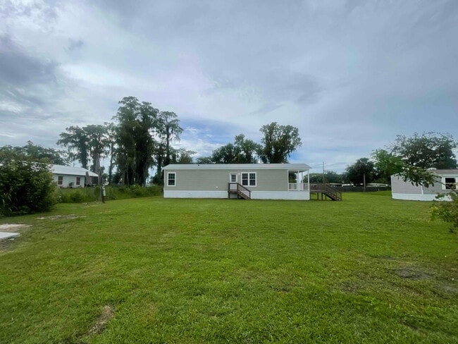 property at 14545 Congress St