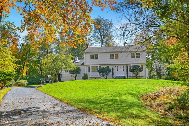 property at 17 Turkey Hill Cir