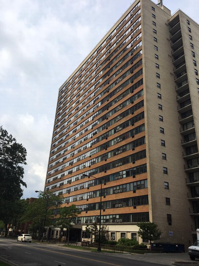 property at 6030 N Sheridan Rd