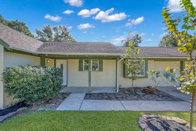 4 Little John Ln in Conroe, TX - Building Photo - Building Photo