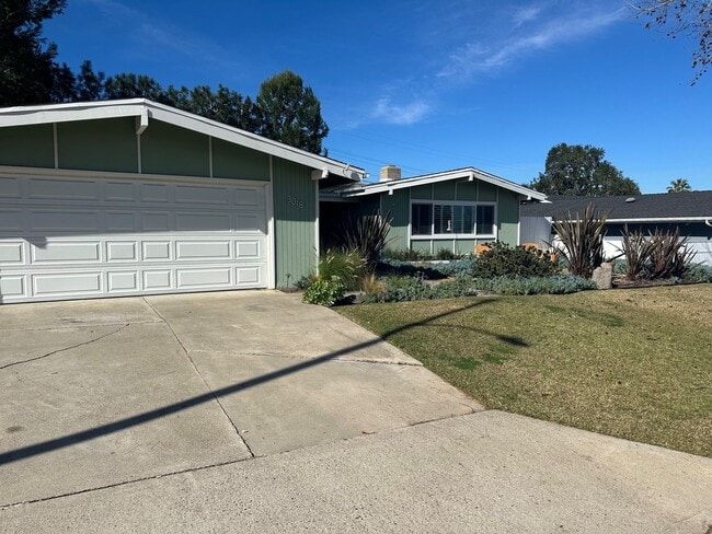 3018 N Oceanview St in Orange, CA - Building Photo - Building Photo