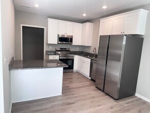 603 Pampas St in Pleasant Hill, MO - Building Photo - Building Photo