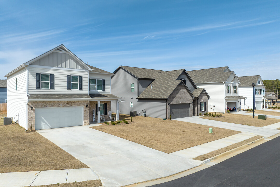 Aubrey Park in Adairsville, GA - Building Photo