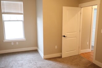 2015 Walden Pond Way in Cape Girardeau, MO - Building Photo - Building Photo