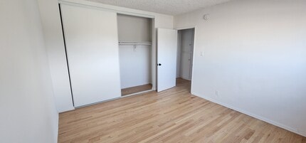 14930 Magnolia Blvd in Sherman Oaks, CA - Building Photo - Building Photo