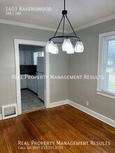 1403 Ravenswood Dr in Evansville, IN - Building Photo - Building Photo