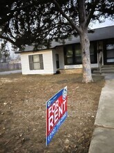 301 Aero Ave in Schertz, TX - Building Photo - Building Photo