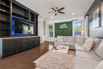 1006 Free Silver Rd in Nashville, TN - Building Photo - Building Photo