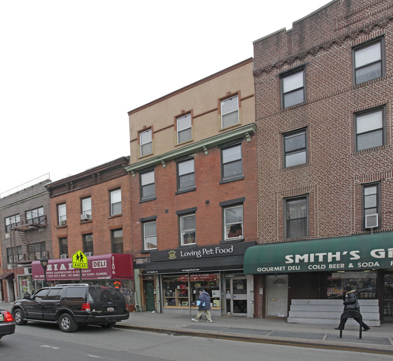 145 Smith St in Brooklyn, NY - Building Photo