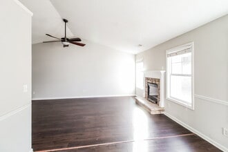 3853 Plymouth Rock Drive in Loganville, GA - Building Photo - Building Photo