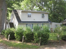 4 Nicholson Dr, Unit 4C