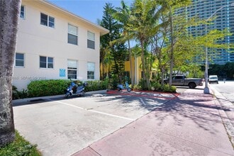 1460 West Ave in Miami Beach, FL - Building Photo - Building Photo