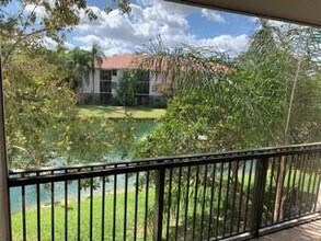 10121 W Sunrise Blvd in Plantation, FL - Building Photo - Building Photo