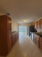 4683 Orleans Ct in West Palm Beach, FL - Foto de edificio - Building Photo