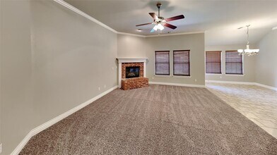 10217 SW 28th Cir in Yukon, OK - Building Photo - Building Photo