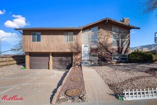 2270 W Skyview Dr in Cedar City, UT - Building Photo