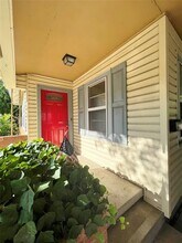 1319 N Clay St in Ennis, TX - Building Photo - Building Photo