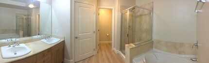 19503 Stevens Creek Blvd in Cupertino, CA - Building Photo - Building Photo