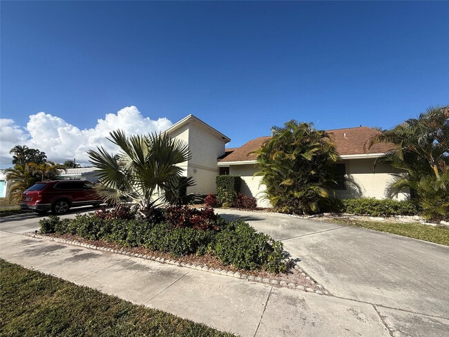 71 Laredo Ln in Boca Raton, FL - Building Photo - Building Photo