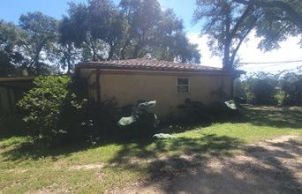 6590 Dewrell Square in Pensacola, FL - Building Photo - Building Photo