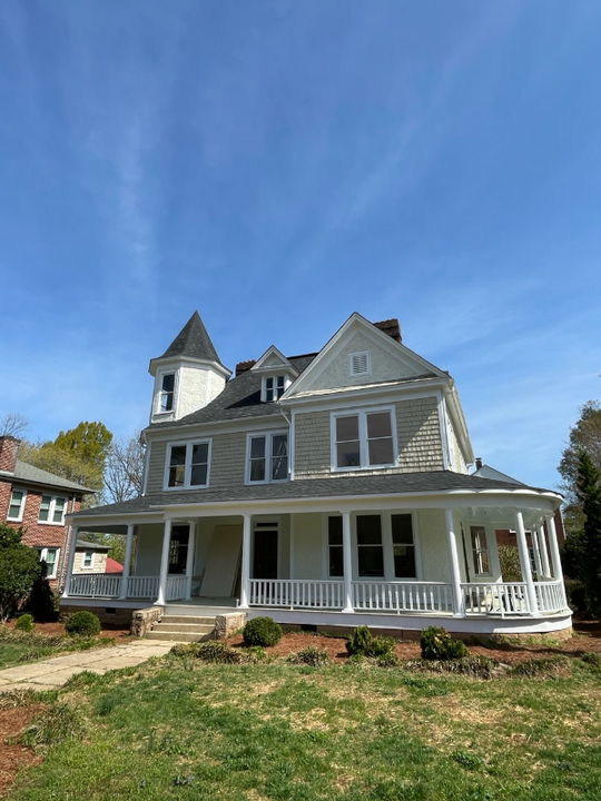 200 Mitchell Ave in Salisbury, NC - Foto de edificio