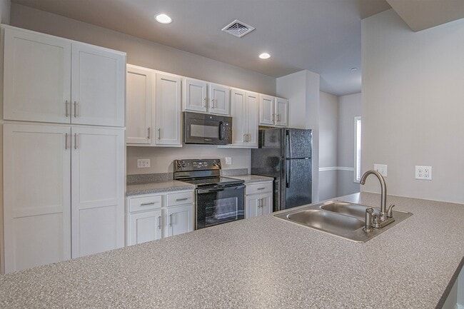 Wynchase II in Harrisburg, PA - Foto de edificio - Building Photo