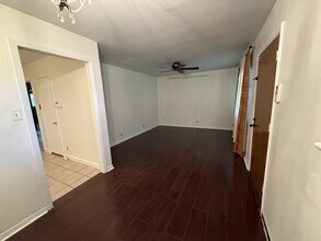 3608 Edgemont Dr in Orange, TX - Building Photo - Building Photo