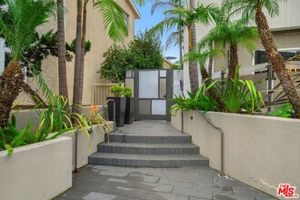 1018 2nd St in Santa Monica, CA - Building Photo - Building Photo