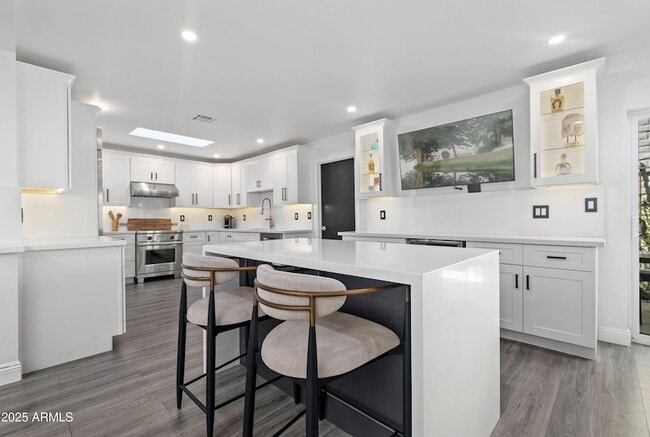 7322 E Sierra Vista Dr