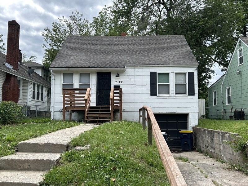 7122 Indiana Ave in Kansas City, MO - Building Photo