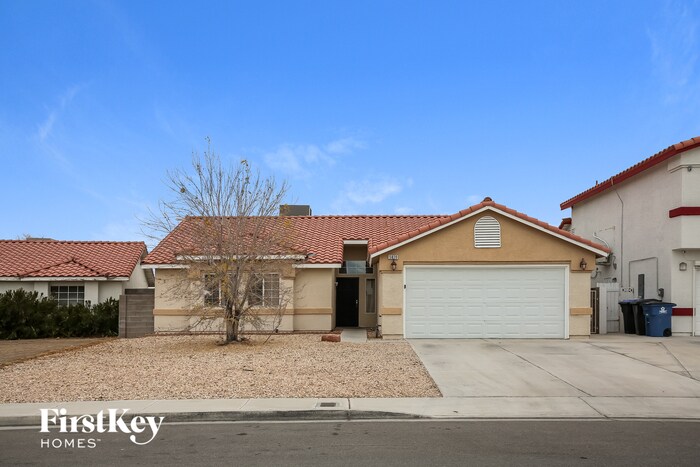 5820 Meadow Dale Dr in North Las Vegas, NV - Building Photo