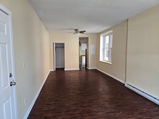 property at 218 N 6th St