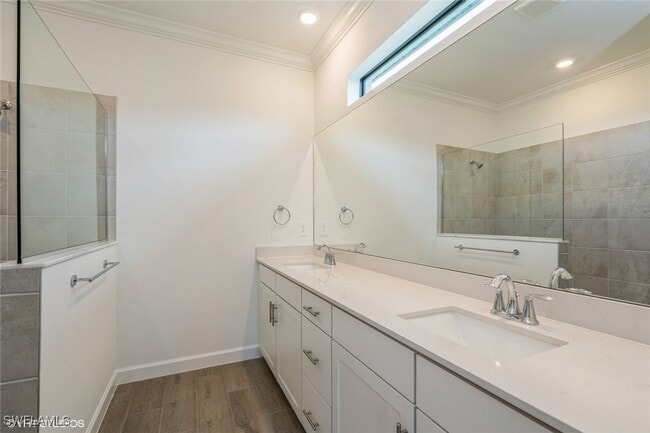 property at 19121 Hinkley Dr