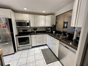 3151 N Course Ln in Pompano Beach, FL - Building Photo - Building Photo