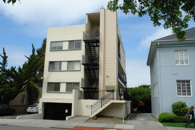 2360 Ellsworth St in Berkeley, CA - Building Photo - Building Photo