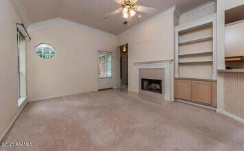 106 Triad Blvd in Lafayette, LA - Building Photo - Building Photo