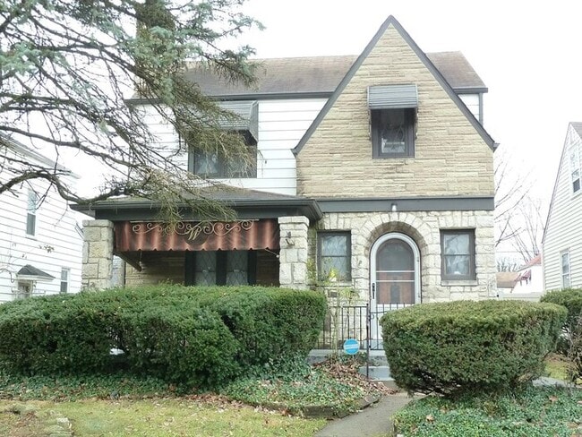 property at 1081 Berkeley Rd
