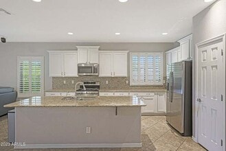 27112 N 56th Dr in Phoenix, AZ - Building Photo - Building Photo