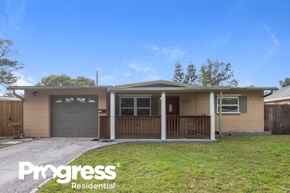 9150 54th St N in Pinellas Park, FL - Building Photo