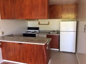 2211 Carleton St in Berkeley, CA - Building Photo - Building Photo