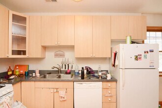 819 N Wood St in Chicago, IL - Building Photo - Building Photo