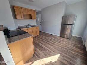 9 Bayard St in Amsterdam, NY - Building Photo - Building Photo