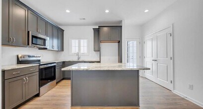 2020 Kyles Wy in Blacksburg, VA - Building Photo - Building Photo